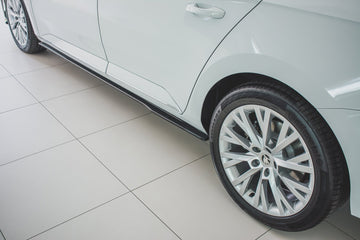 Side Skirts Diffusers Skoda Superb Liftback / Combi Mk3 Facelift - 0