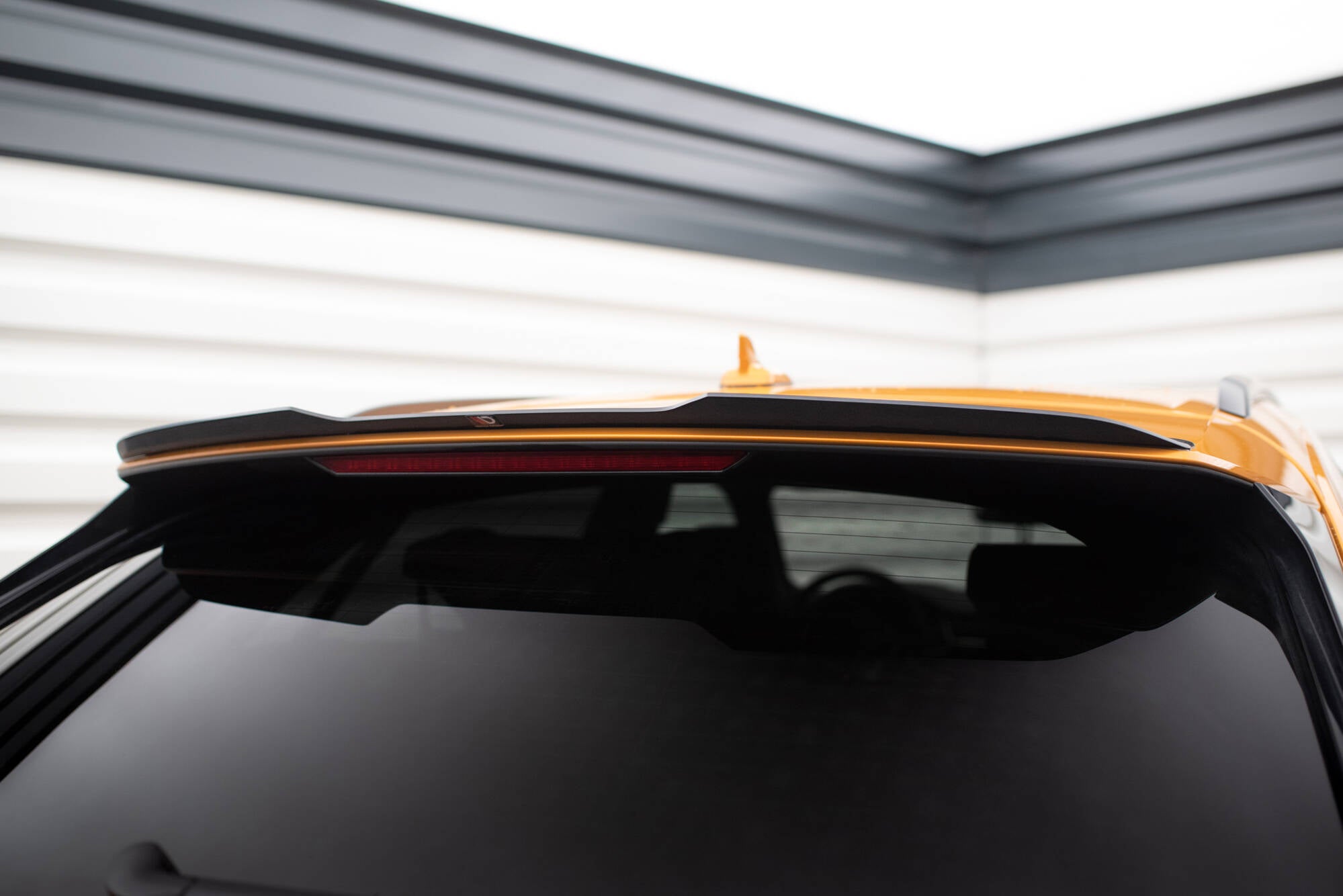 Upper Spoiler Cap Audi Q8 / Q8 S-line / SQ8 Mk1