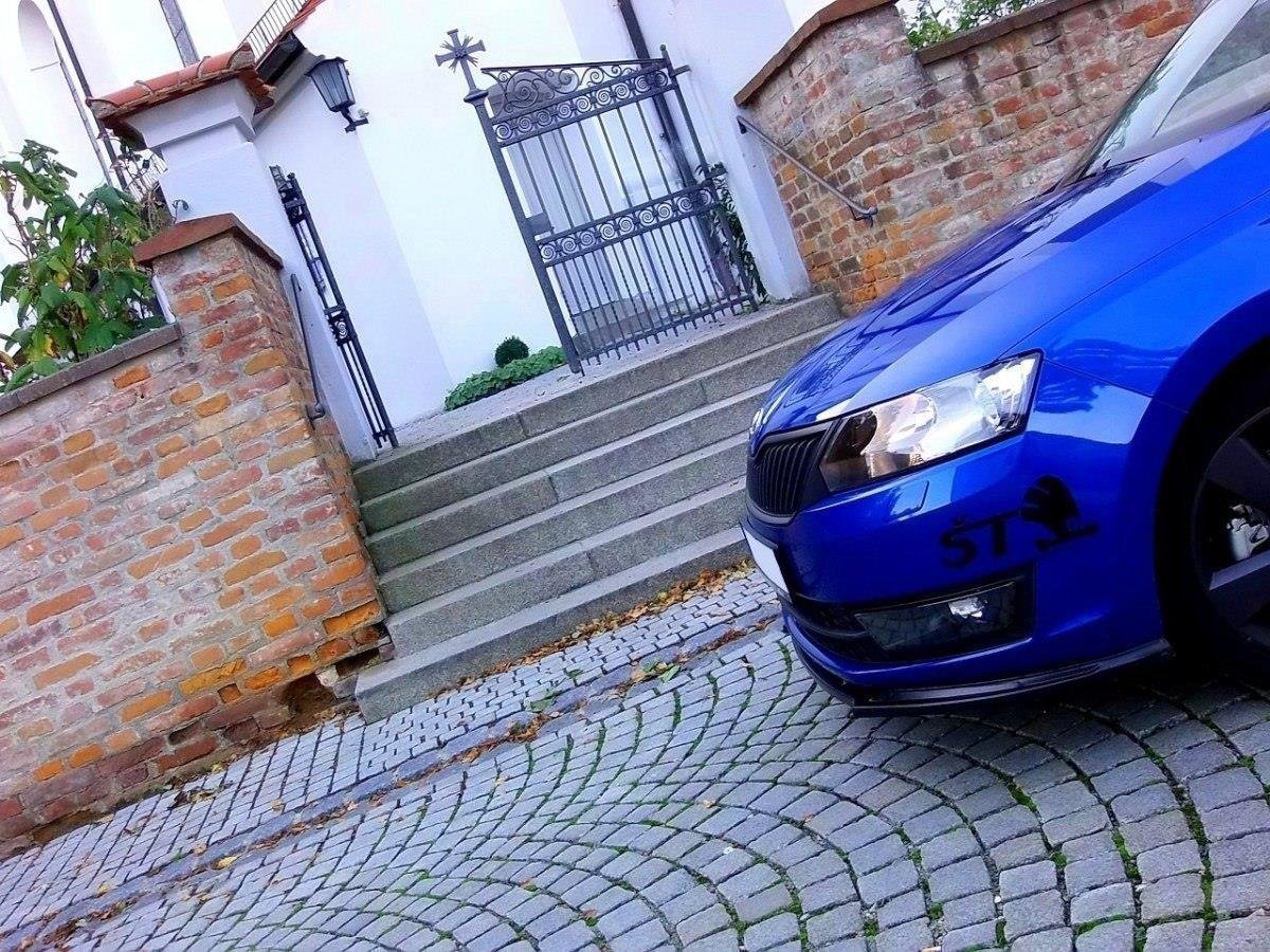 Front Splitter V.1 Skoda Rapid