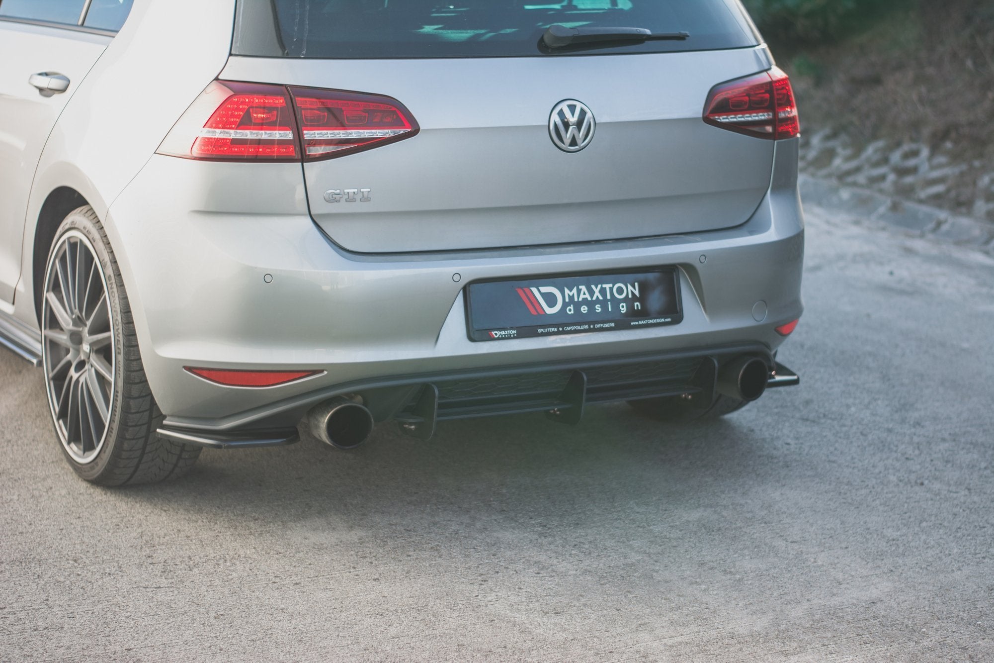 Rear Side Splitters V.2 VW Golf 7 GTI