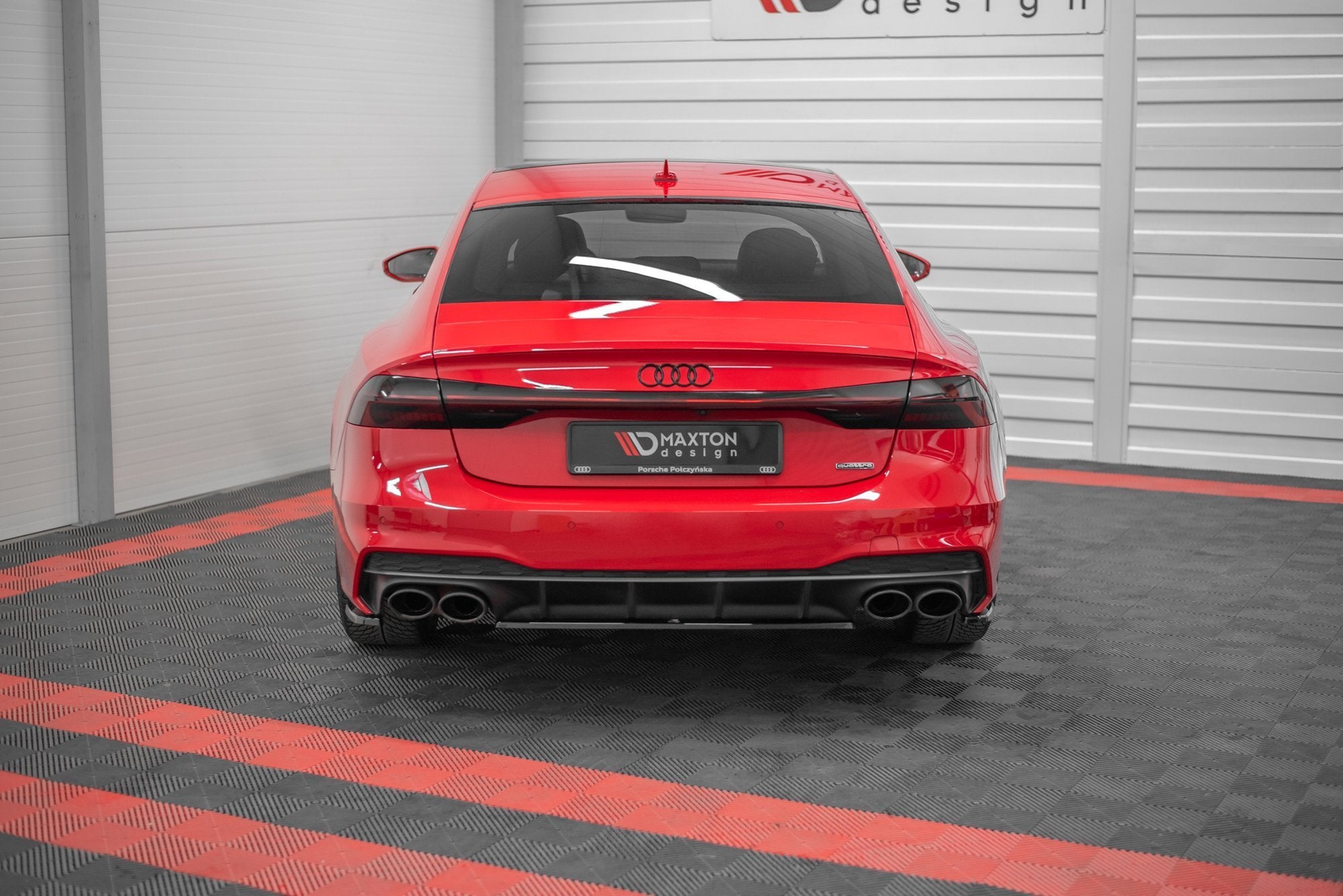 Central Rear Splitter Audi S7 C8