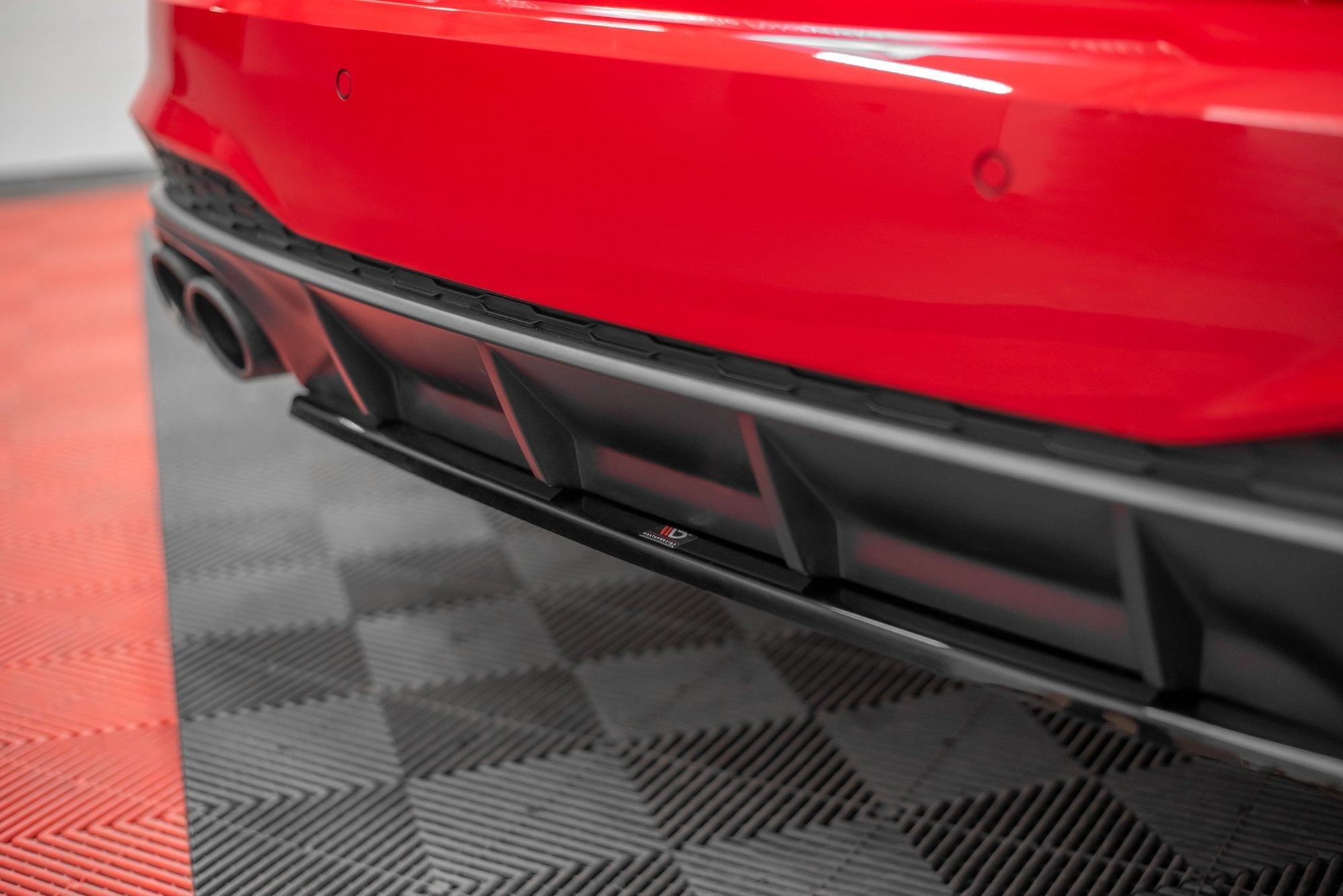 Central Rear Splitter Audi S7 C8