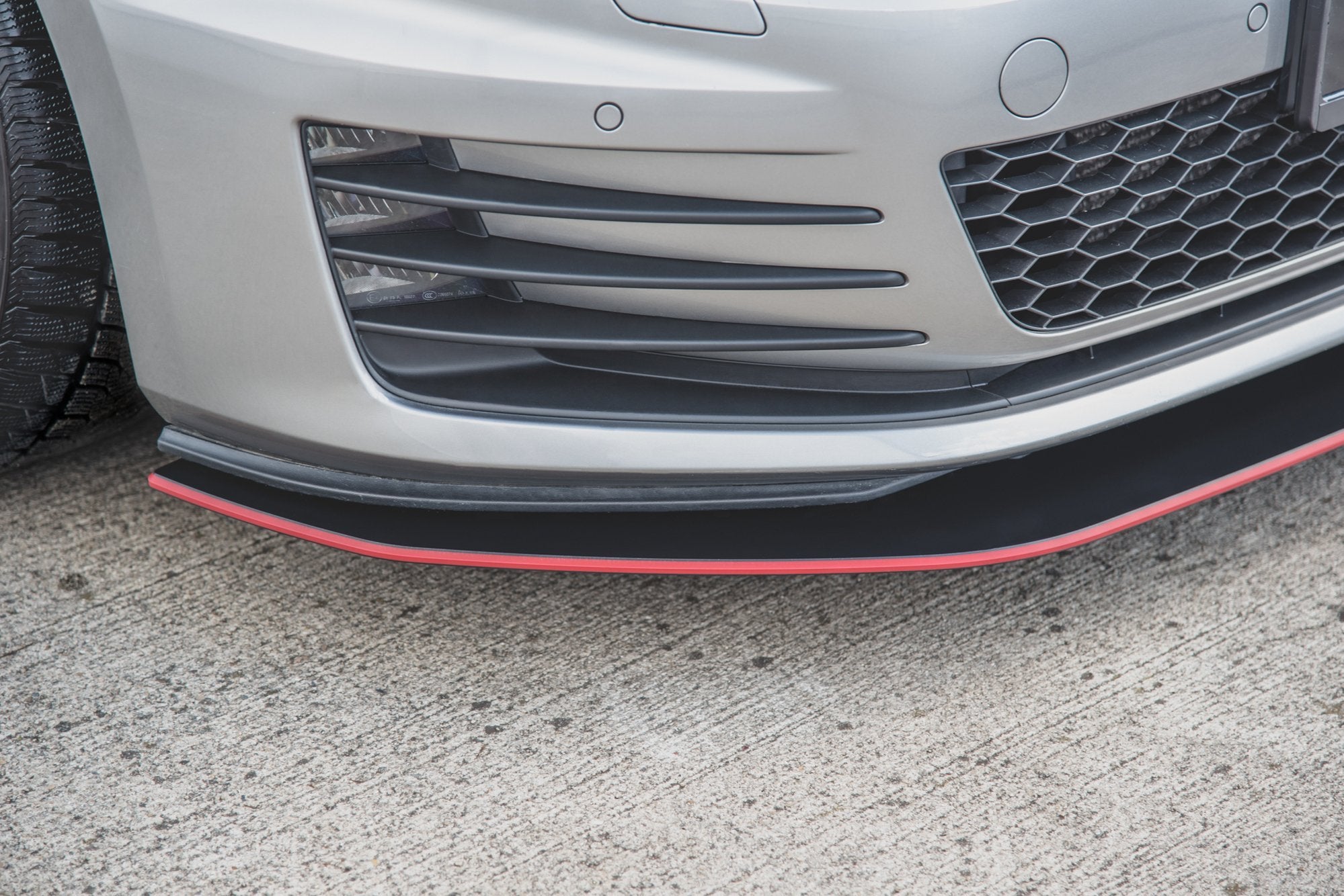 Racing Durability Front Splitter VW Golf 7 GTI