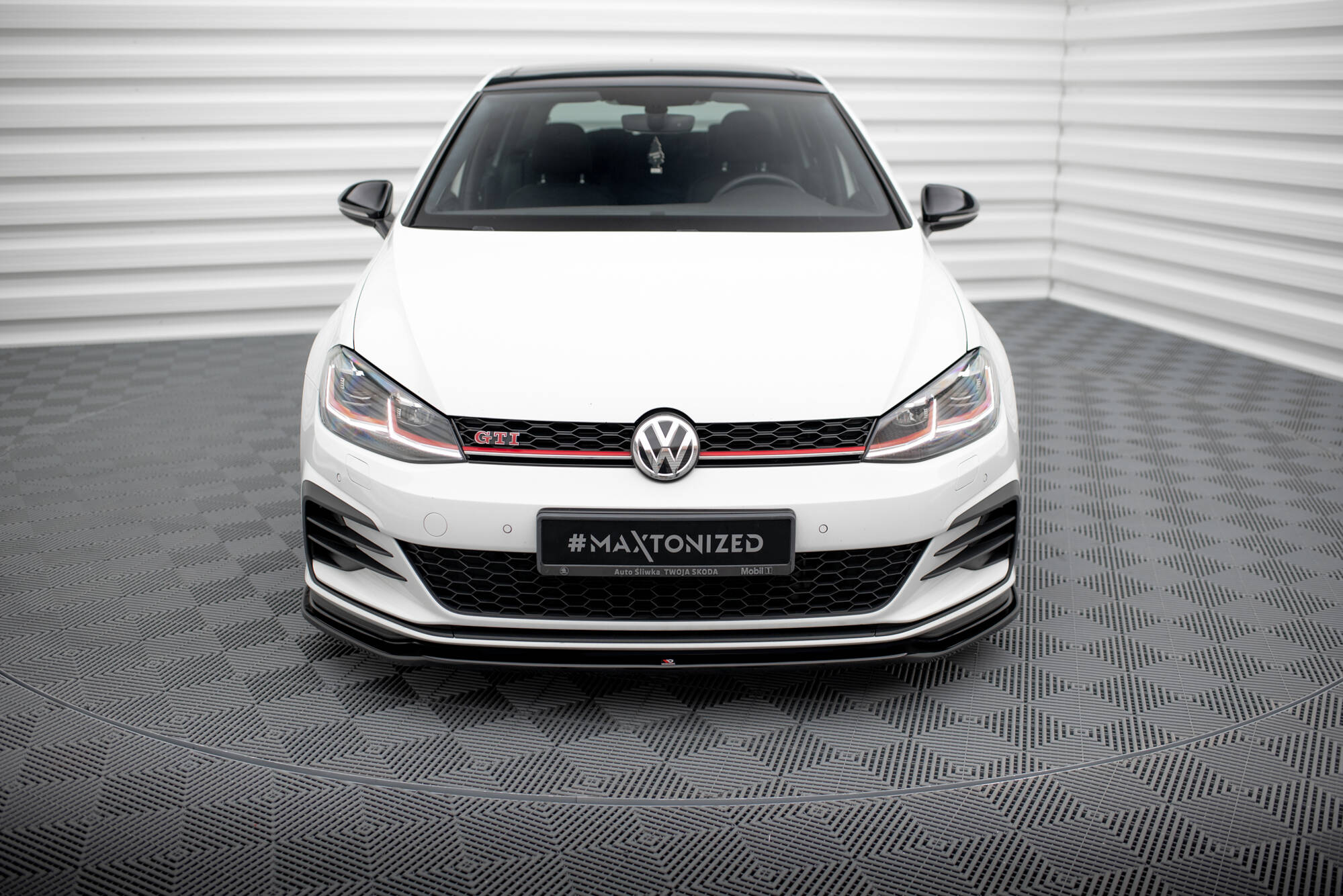 FRONT SPLITTER V.2 VW GOLF VII GTI FACELIFT