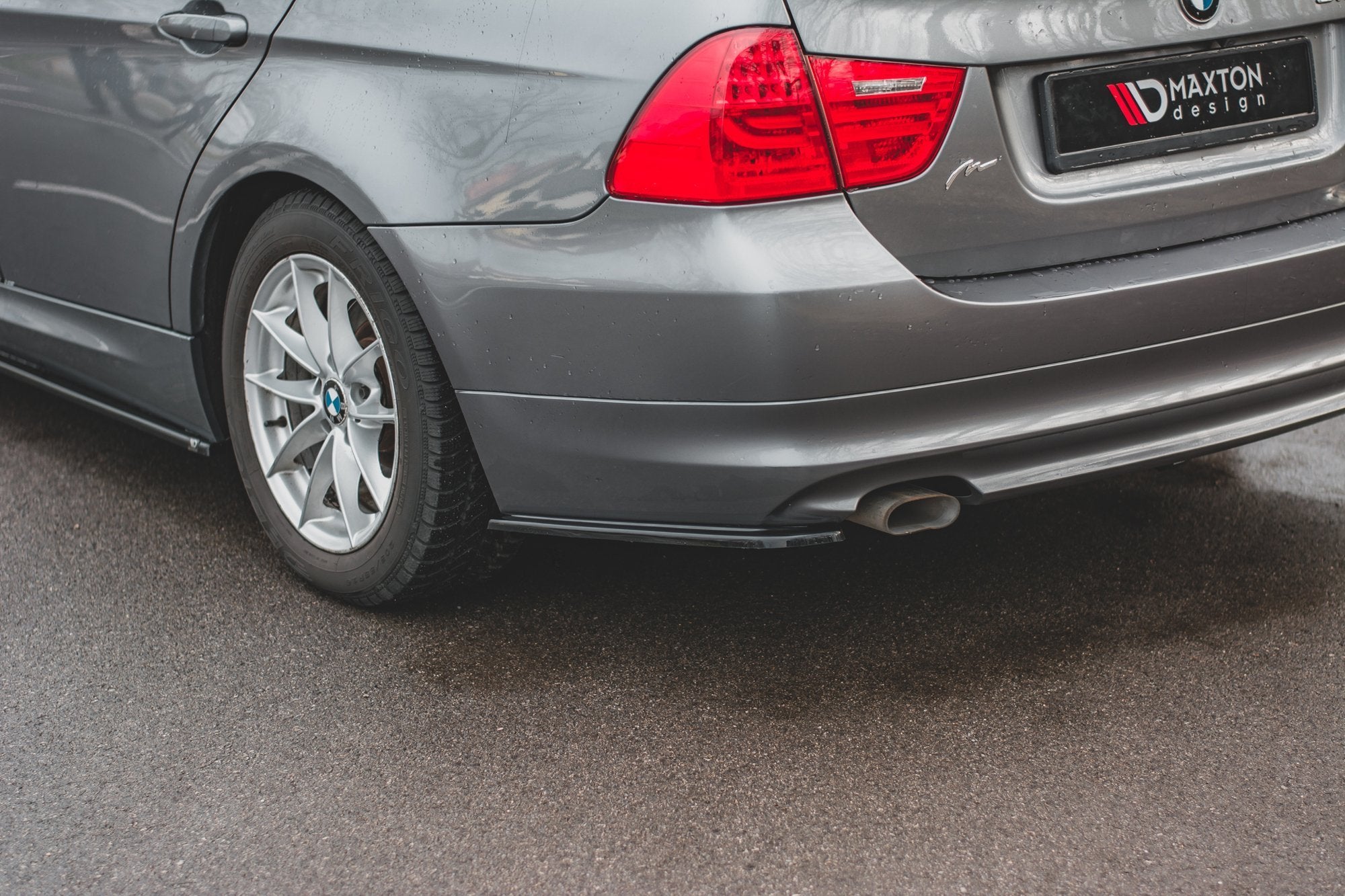 Rear Side Splitters BMW 3 E91 Facelift