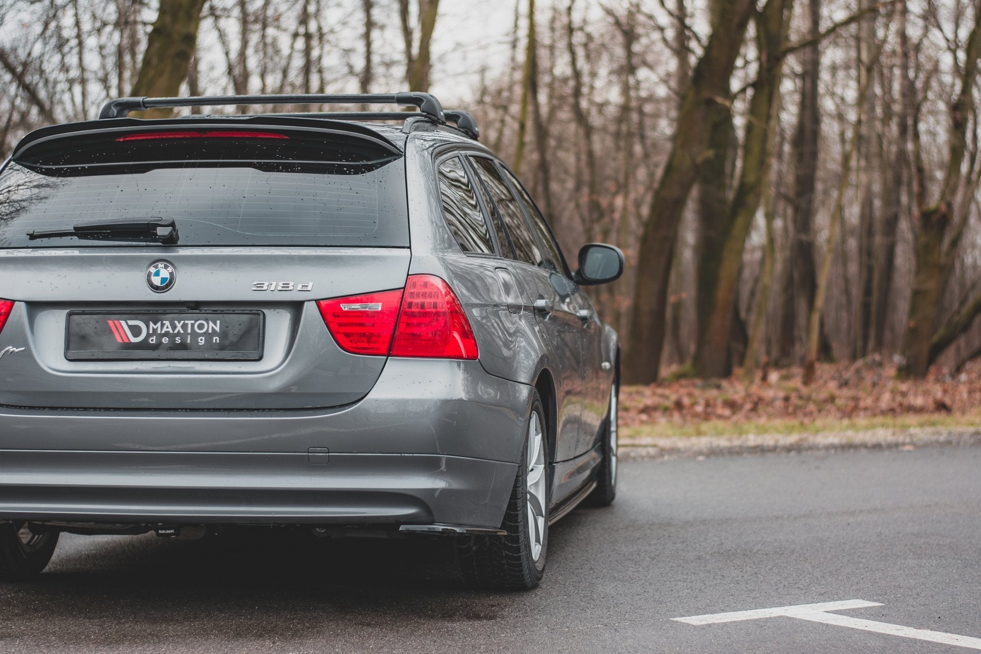 Rear Side Splitters BMW 3 E91 Facelift