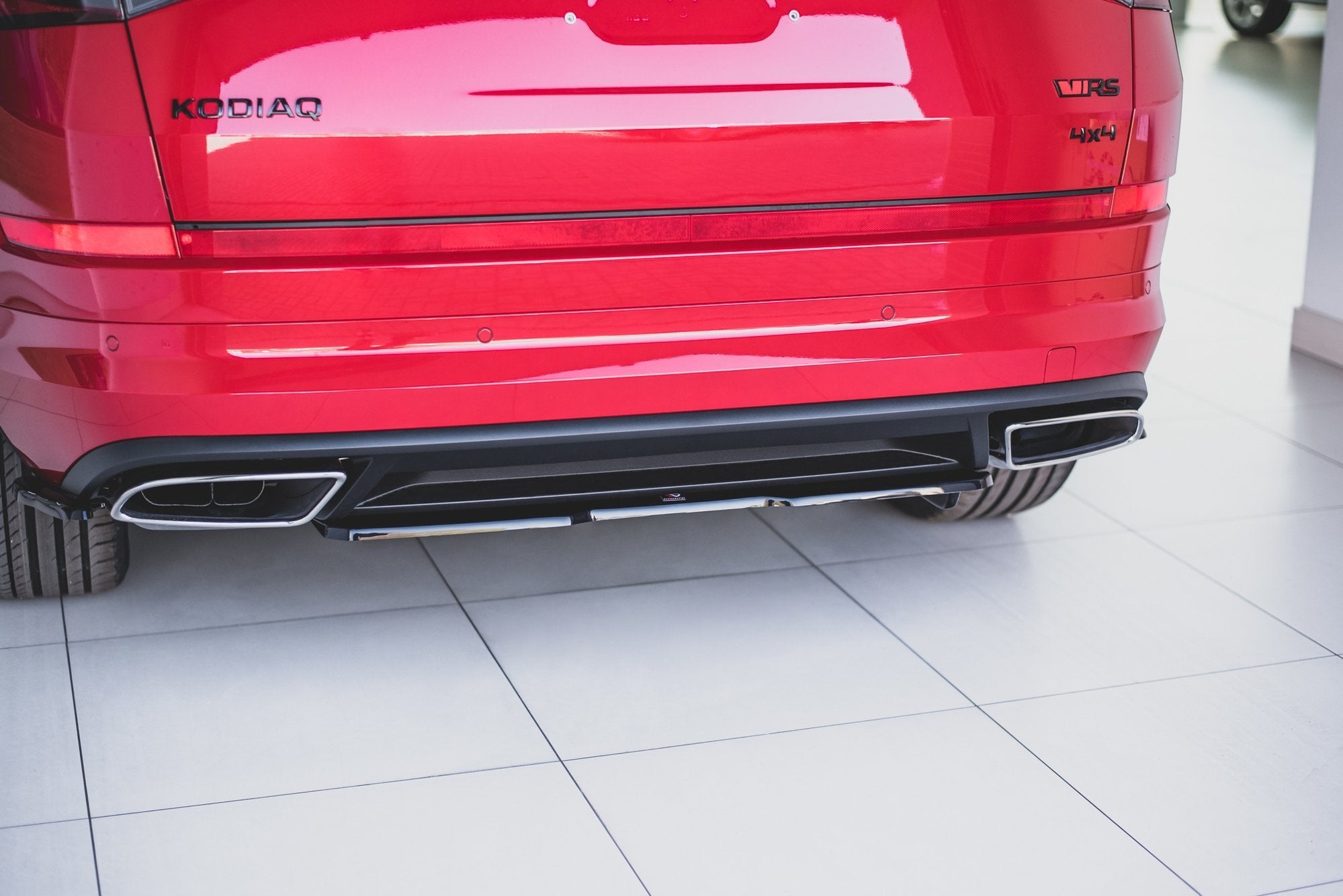 Central Rear Splitter Skoda Kodiaq RS