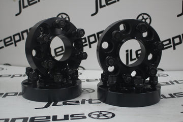 Kit Alargadores/Espaçadores Usados 3.0cm 6x114.3 66.1