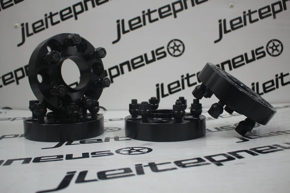 Kit Alargadores/Espaçadores Usados 3.0cm 6x114.3 66.1