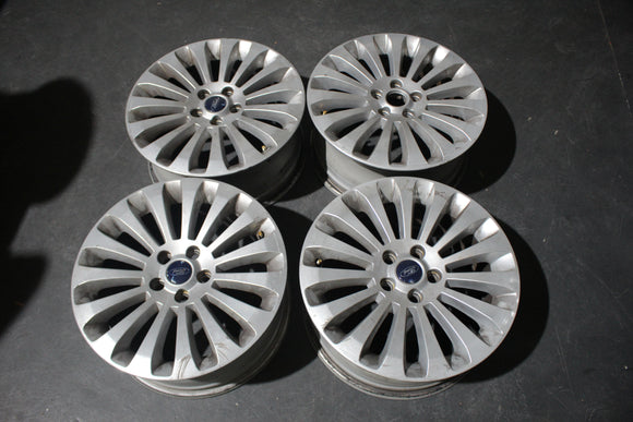 Jantes Originais Ford 17 5x108 7.5 ET55 - Fazemos Montagem*/ Envio**
