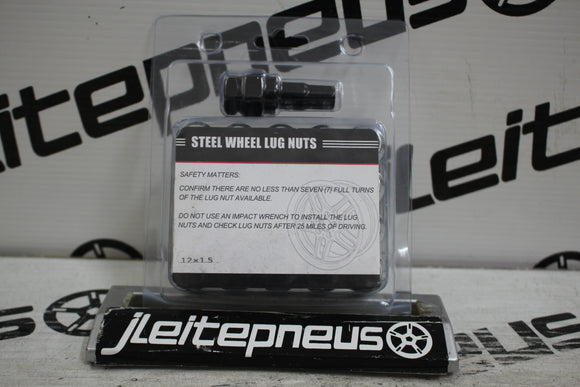 Set of SILVER imbus lug nuts 12x1,5 + Key