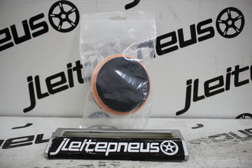 Auto Finesse Revitalise Spot Pads - 0