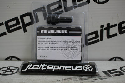 Set of BLACK imbus lug nuts 12x1,5 + Key