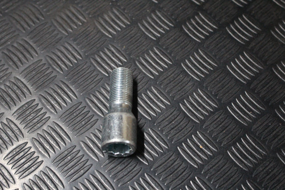 Pernos JR 14x1.25