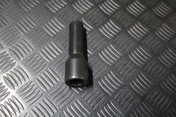 Pernos JR 14x1.25