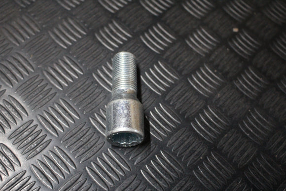 Pernos JR 14x1.50