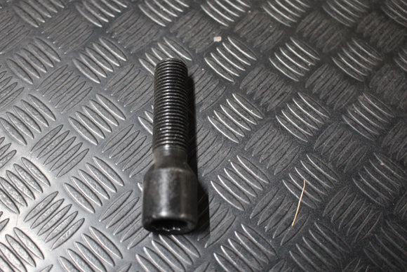 Pernos JR 14x1.50