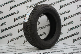 Pneus Novos Bridgestone Winter 185/60R15 88H XL RFT de 2018
