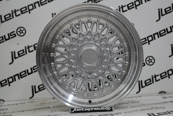 Jantes Novas Japan Racing JR9 15 4x100/108 7 ET20 - Fazemos Montagem/Envio