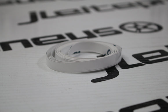 Maxton - DECORATIVE STRIPE FOR SELF STICKING - STRIPE WHITE