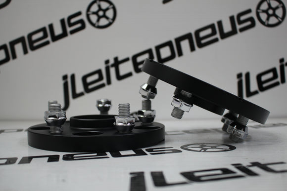 Kit Alargadores /Espaçadores Japan Racing 1.5cm 5x114.3 60.1 (12x1.5)