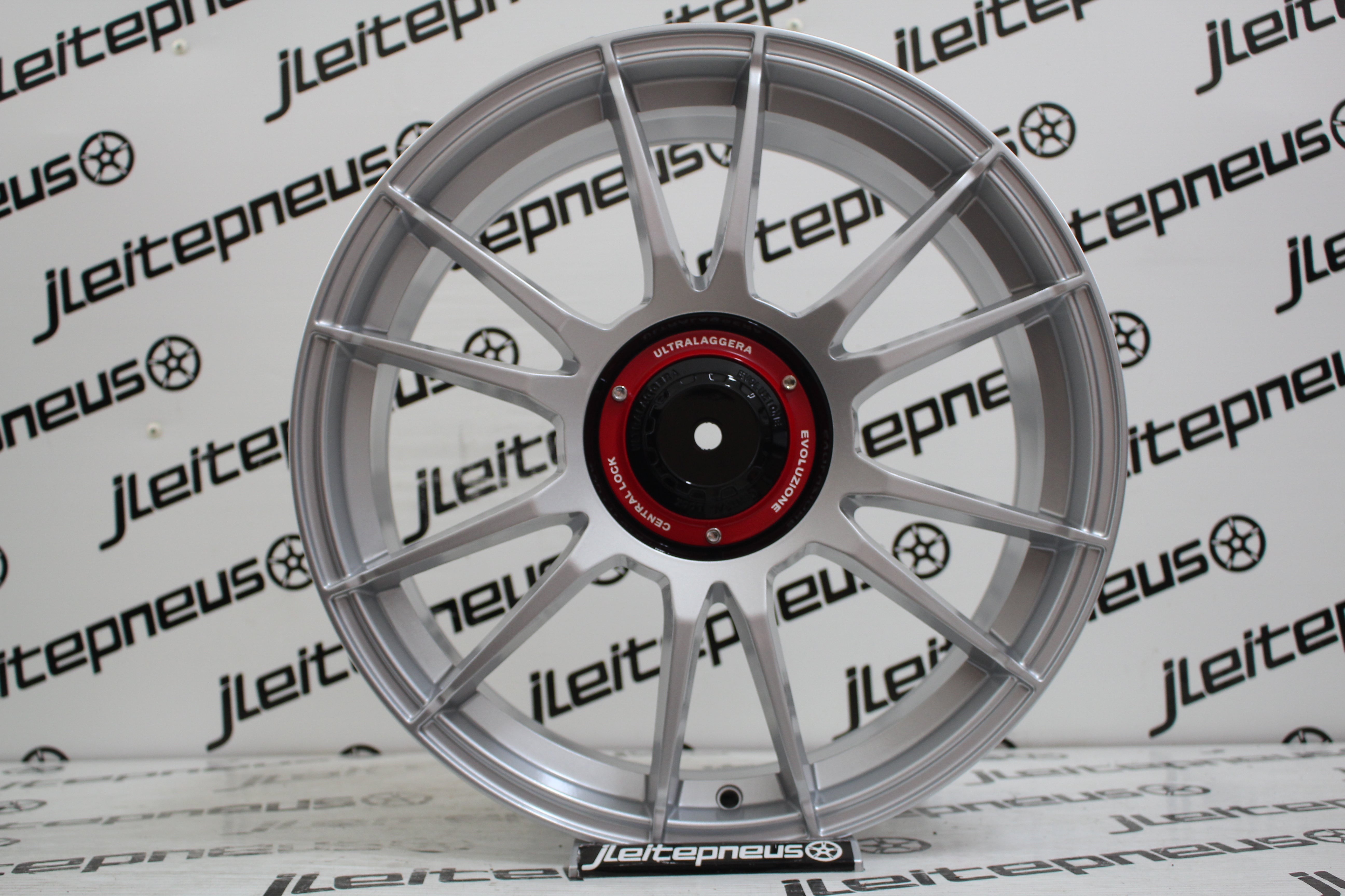 Jantes Novas Style OZ Ultra 18 5x100/112 8 ET42 - Fazemos Montagem/Envio