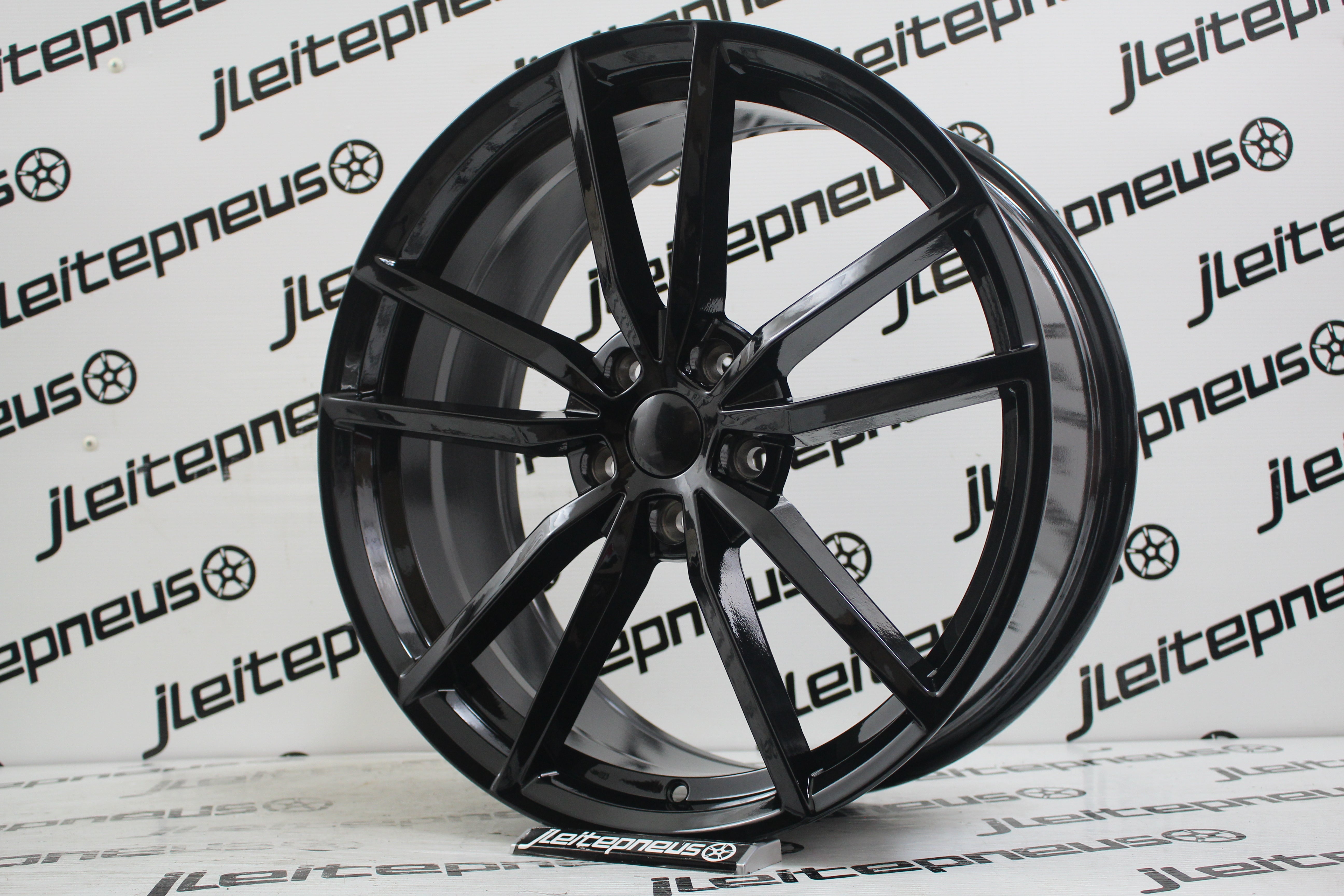 Jantes Novas VW Golf R Pretoria 19 5x112 8 ET45 - Fazemos Mensagem/Envio