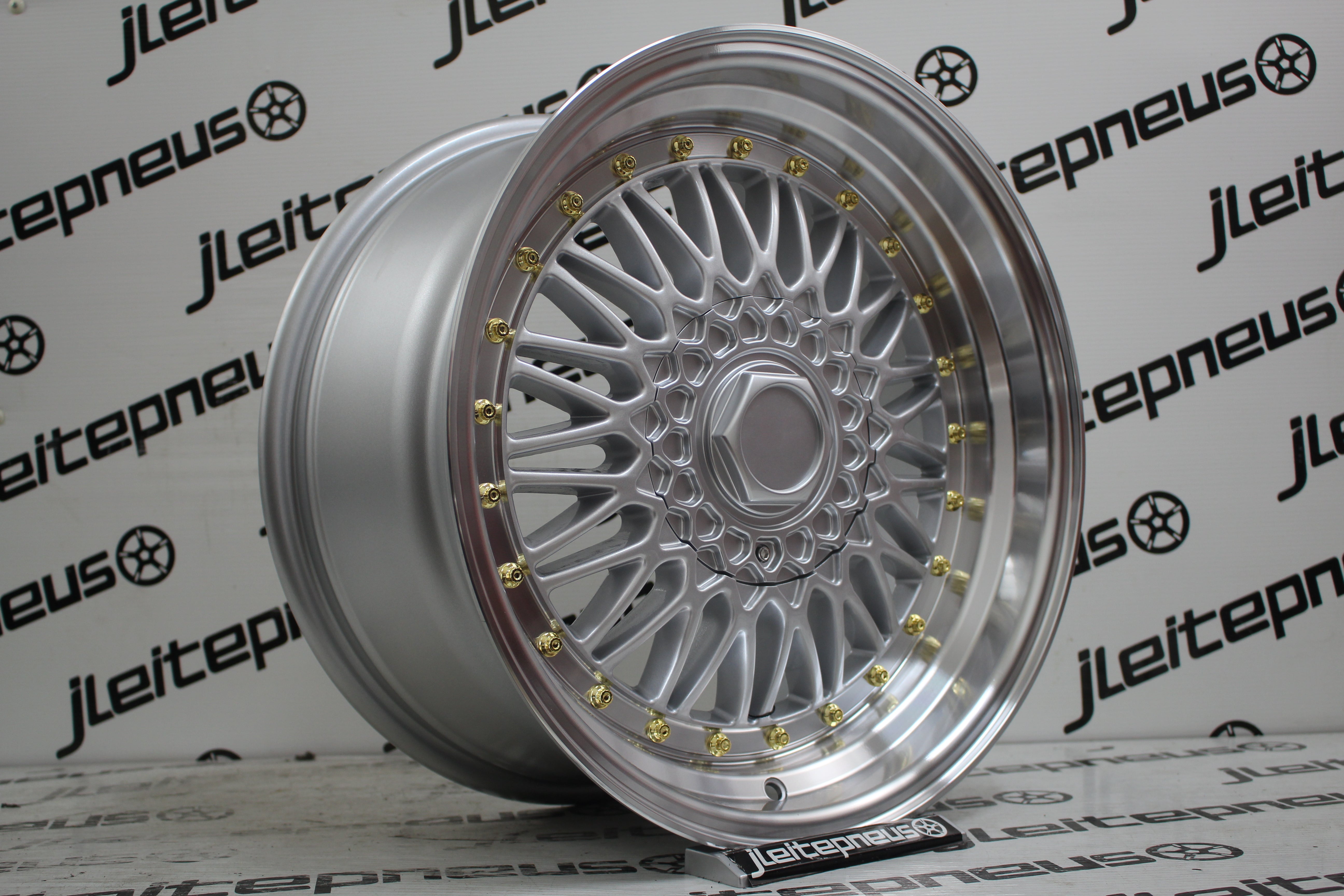 Jantes Novas Japan Racing JR9 17 4x100/108 8.5 ET20 - Fazemos Montagem/Envio