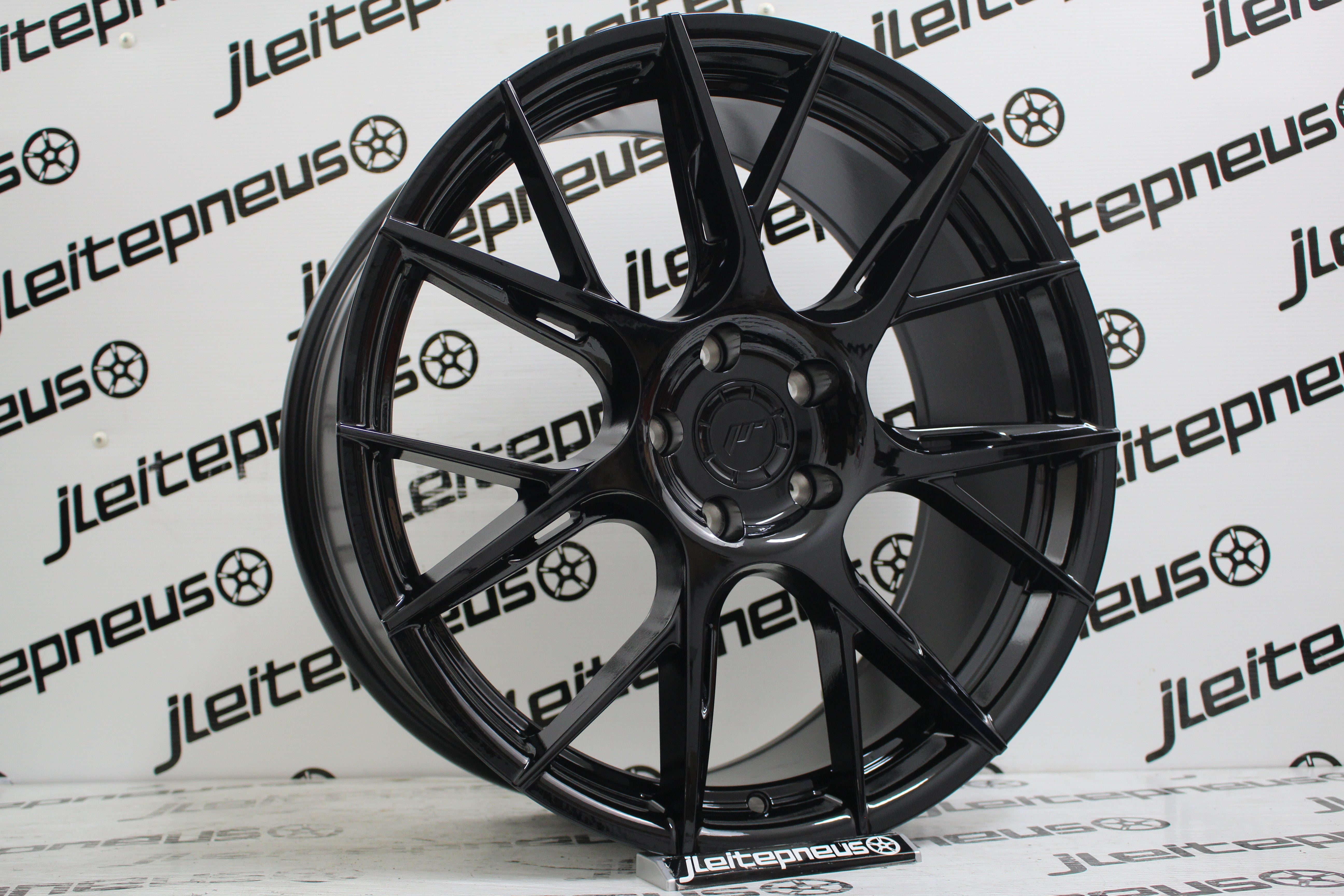 Jantes Novas Japan Racing JR42 19 5x112 8.5 ET45 - Fazemos Montagem/Envio