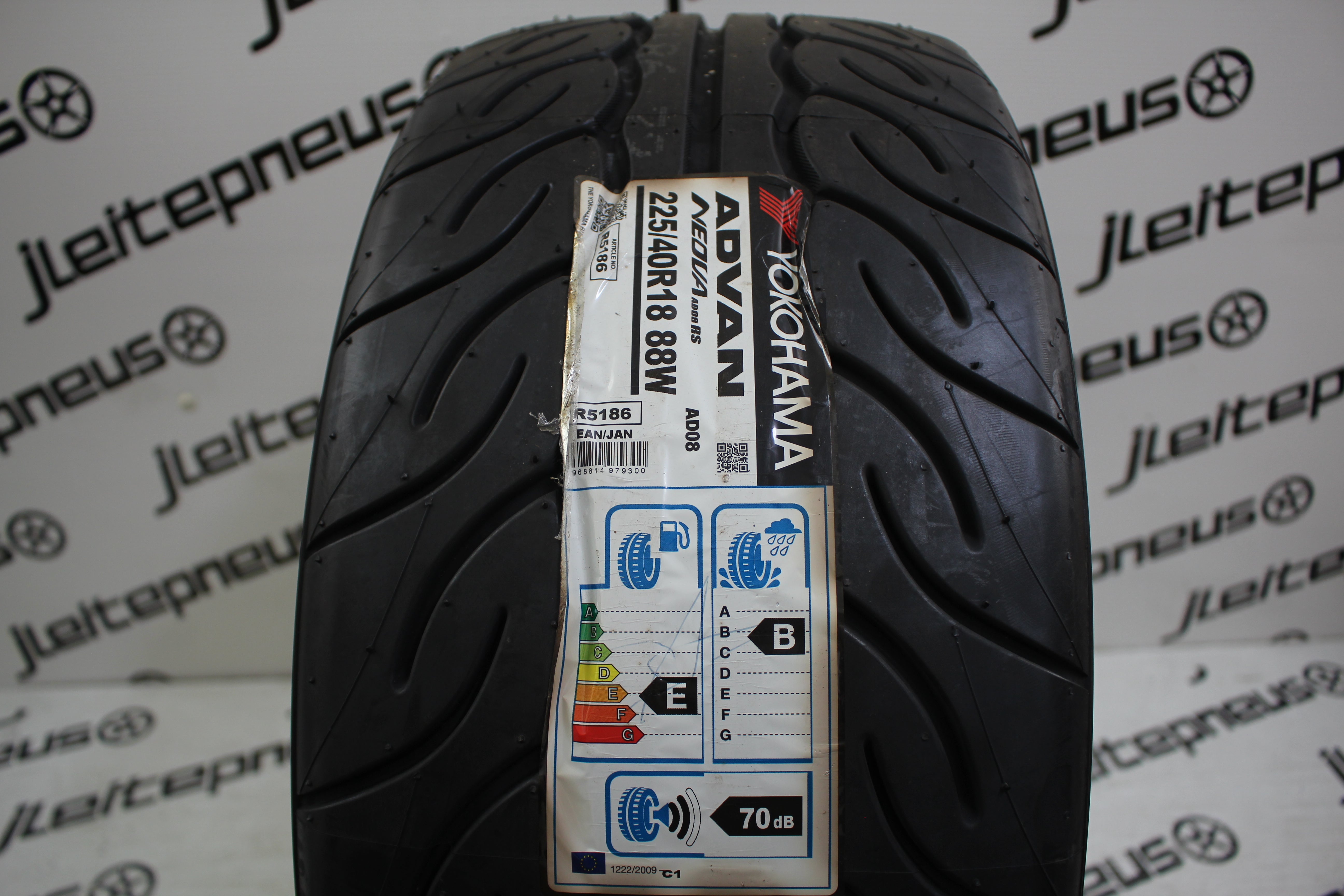 Pneus Novos Semi-Slick Yokohama Advan Neova AD08 RS 225/40/18 - Fazemos Montagem/Envio