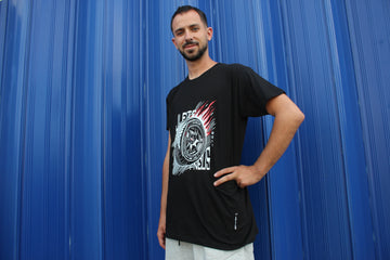 T-Shirt Preta J. Leite Pneus - A Rodar com Qualidade desde 2010 - G1