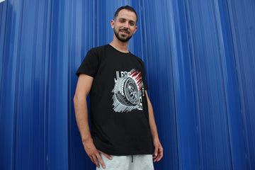 T-Shirt Preta J. Leite Pneus - A Rodar com Qualidade desde 2010 - G1 - 0