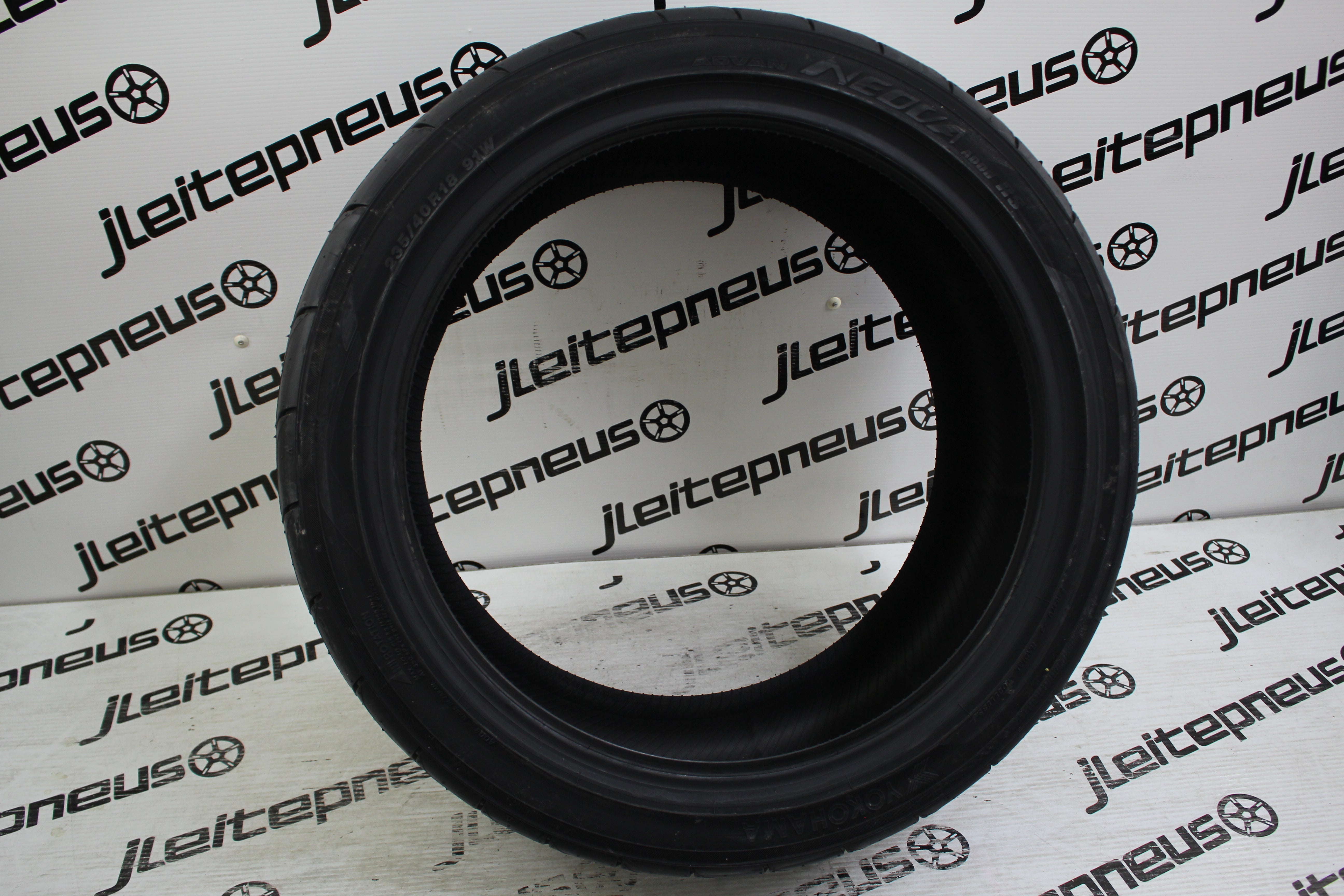 Pneus Novos Semi-Slick Yokohama Advan Neova AD08 RS 235/40/18 - Fazemos Montagem/Envio