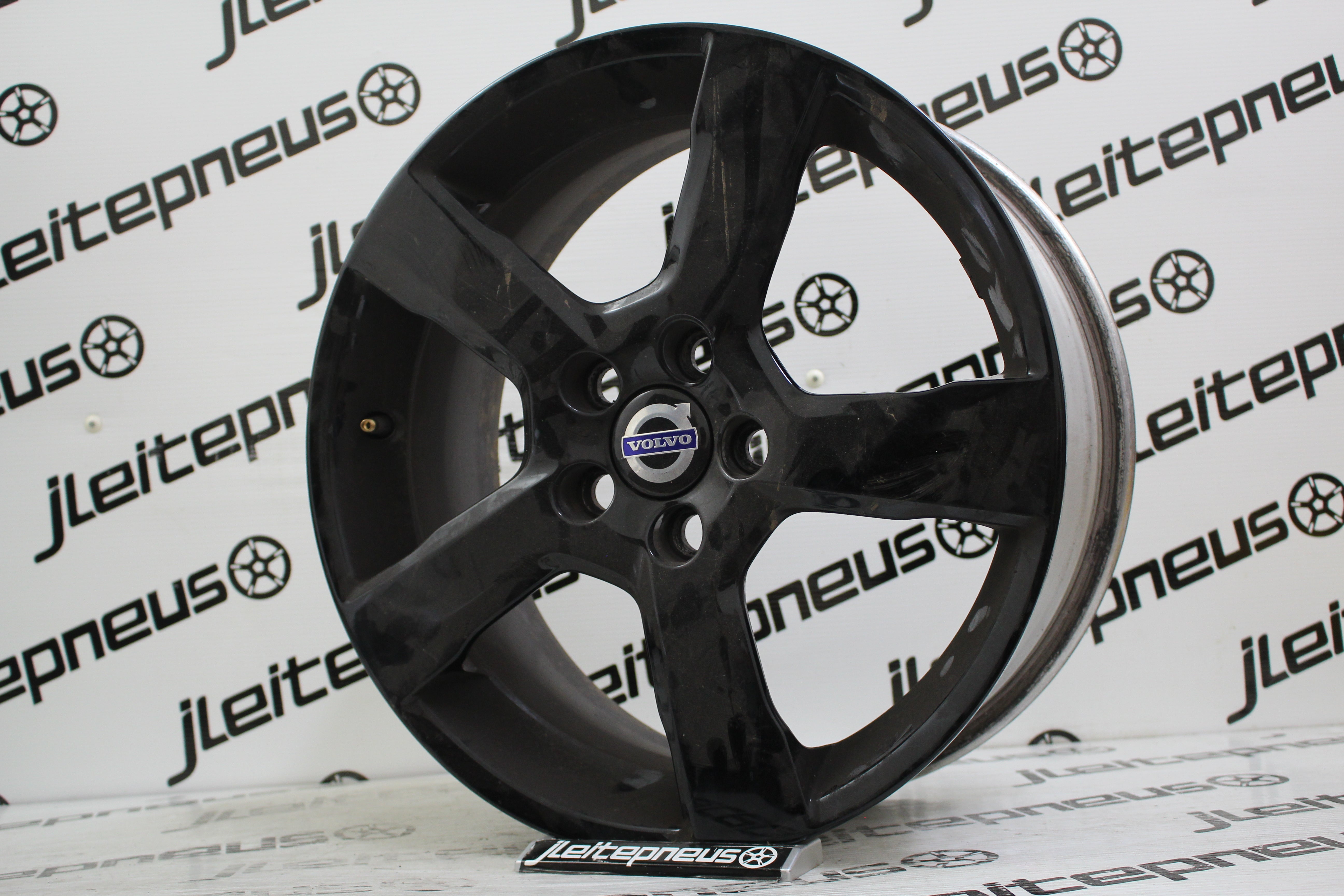 Jantes Originais Volvo 17 5x108 7 ET52.5 - Fazemos Montagem/Envio