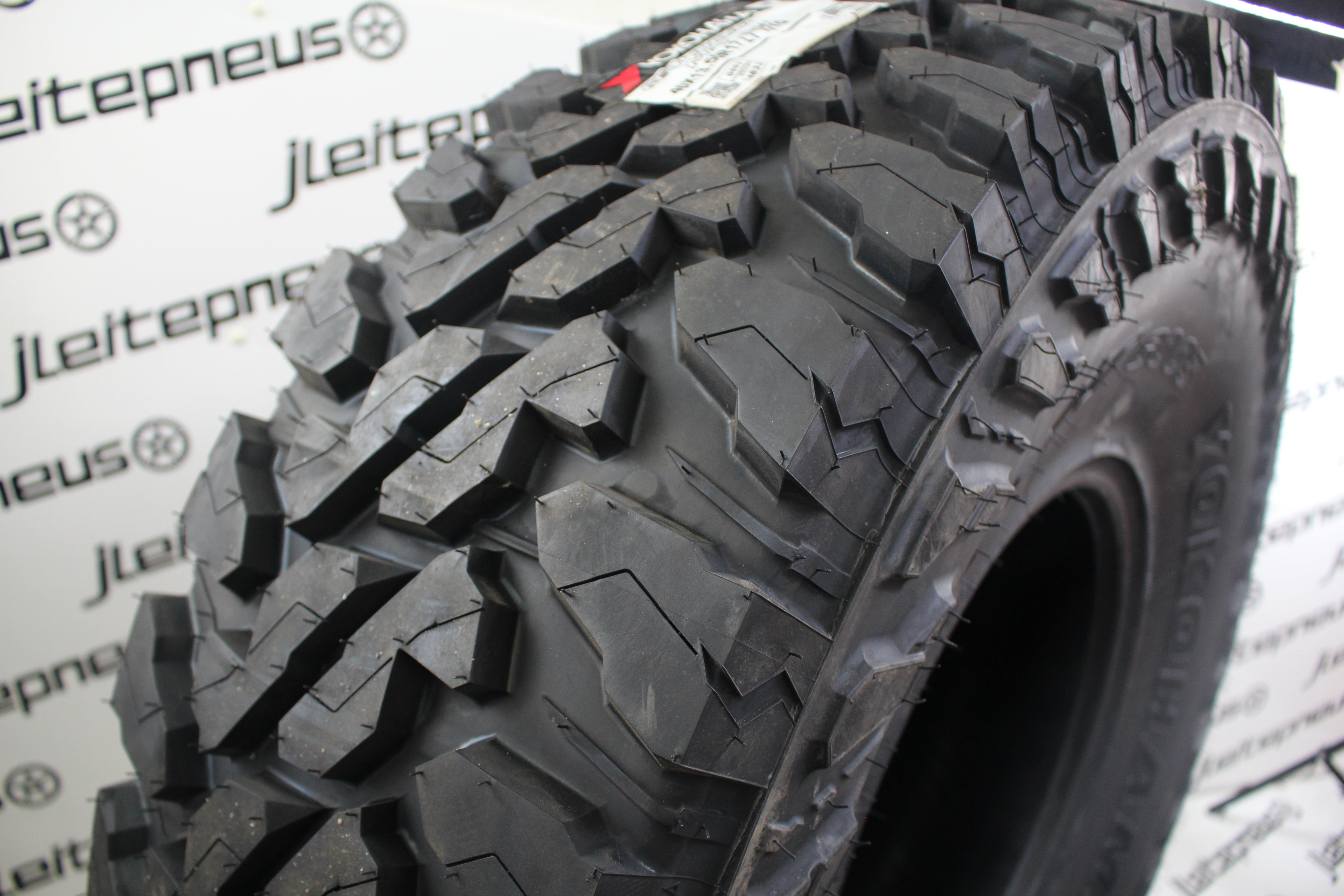 Pneus Novos Yokohama Geolander M/T G003 40/13.5/17 - Fazemos Montagem/Envio