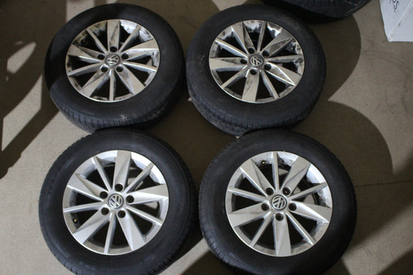 Jantes Originais VW 15 5x112 6 ET45 + Pneus Pirelli 195/65/15 - Fazemos Montagem/Envio