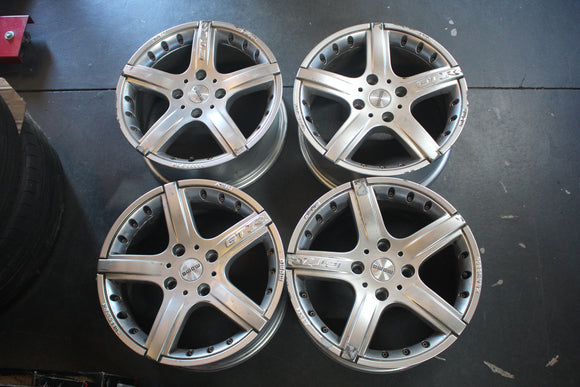 Jantes Originais MOMO GTR 16 4x114.3 7 ET40 - Fazemos Montagem/Envio