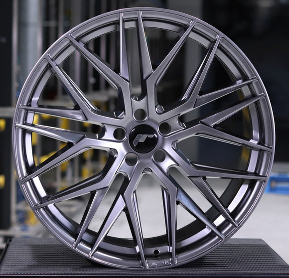 JR Wheels JR28 22x10,5 Hyper Black