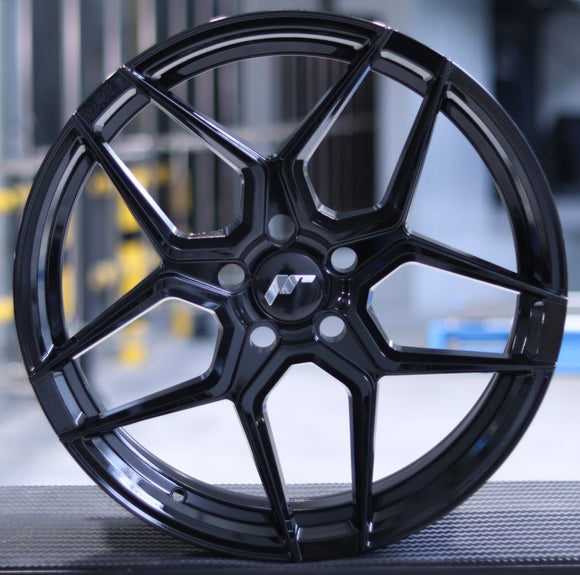 JR Wheels JR34 19x8,5 Gloss Black