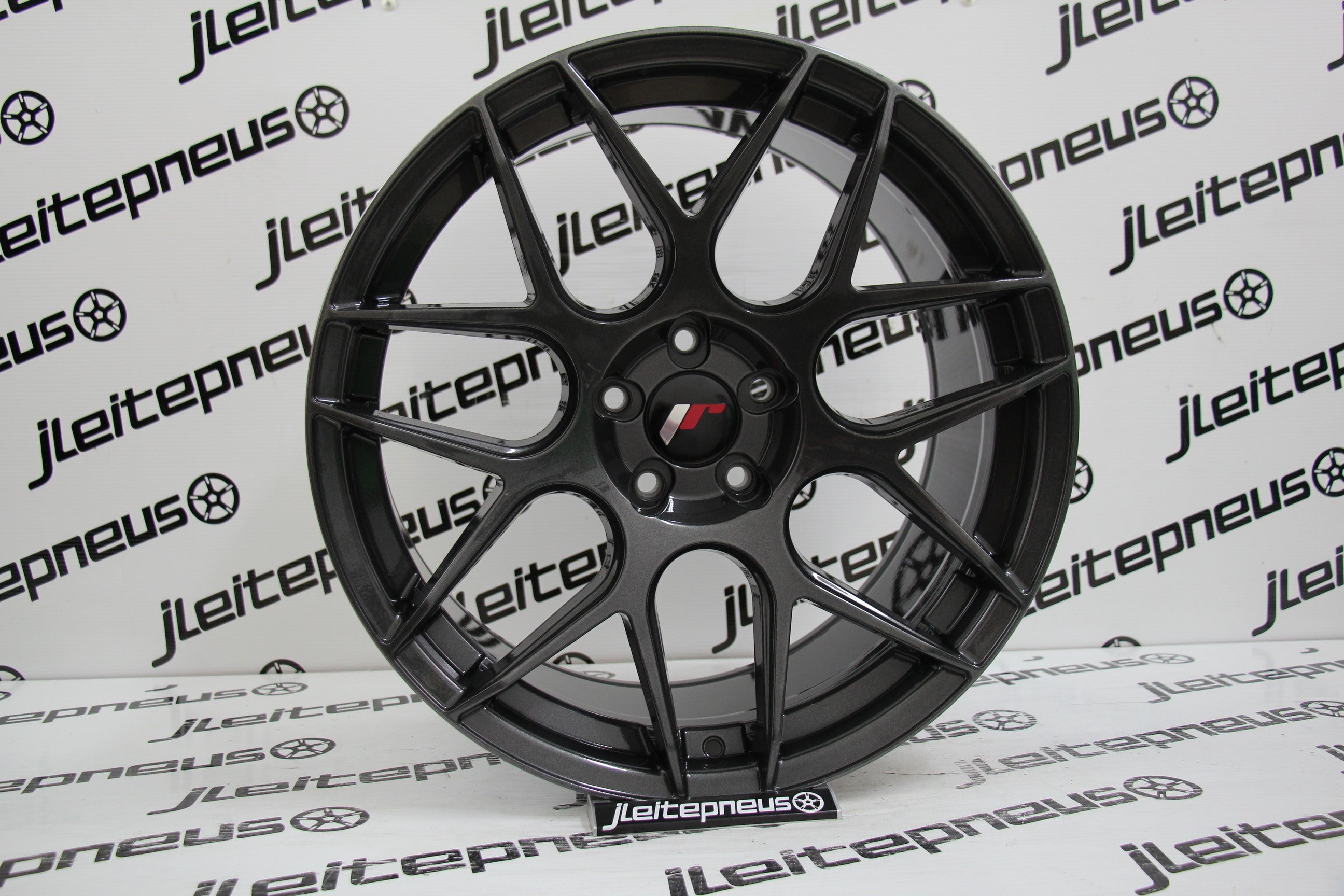 Jantes Novas JR Wheels JR18 19 5x112 8.5+9.5 ET40+35 - Oferta de Montagem/Envio