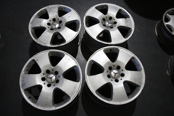 Jantes Mercedes 17 5x112 8 ET43 - Fazemos Montagem*/ Envio**