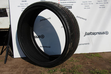 Pneus Accelera Iota 235/30 ZR22 90W de 2015 - 0
