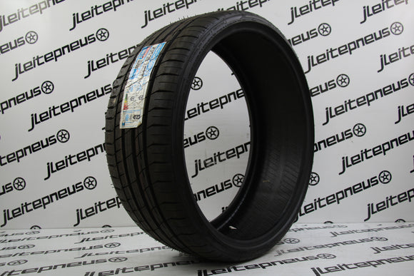 Pneus Accelera Iota ST-68 235/30ZR22 90W XL de 2015