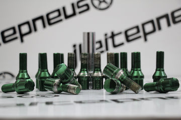 Kit Parafusos Semi-Novos Japan Racing 12x1.5 - Green