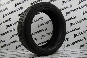 Pneus Dunlop Sp Sport Maxx 235/45R20 96W de 2006