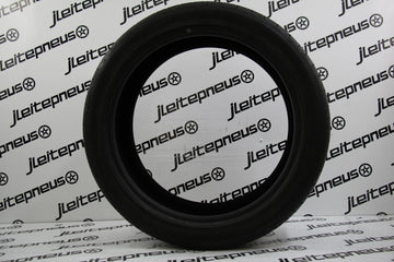 Pneus Dunlop Sp Sport Maxx 235/45R20 96W de 2006 - 0