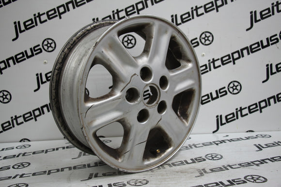 Jantes Suzuki Vitara 15 5x114.3 5.5 ET46  - Fazemos Montagem*/ Envio**