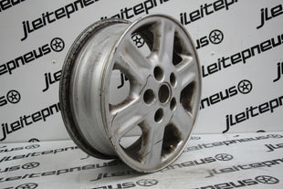 Jantes Suzuki Vitara 15 5x114.3 5.5 ET46  - Fazemos Montagem*/ Envio**