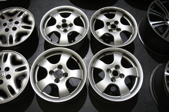 Jantes 15 4x108 7 ET37 -  Fazemos Montagem*/ Envio**