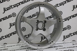 Jantes MOMO 17 4x108 7.5 ET40 -  Fazemos Montagem*/ Envio**